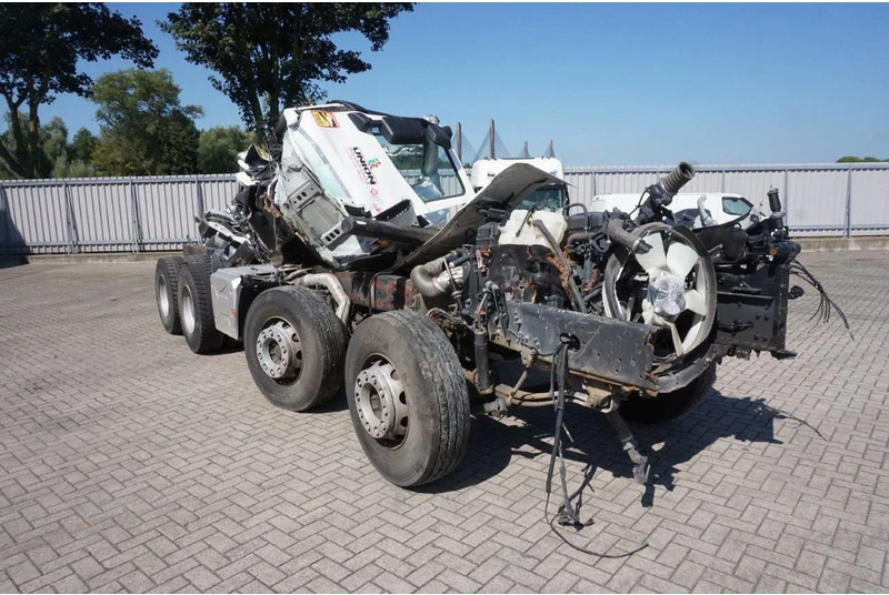 Renault C460 / 8X4 / BIG AXLE / FULL STEEL / 2 X LENKACHSE / EURO-6 / 2022 - Podvozek s kabinou: obrázok 2 Renault C460 / 8X4 / BIG AXLE / FULL STEEL / 2 X LENKACHSE / EURO-6 / 2022 - Podvozek s kabinou: obrázok 2