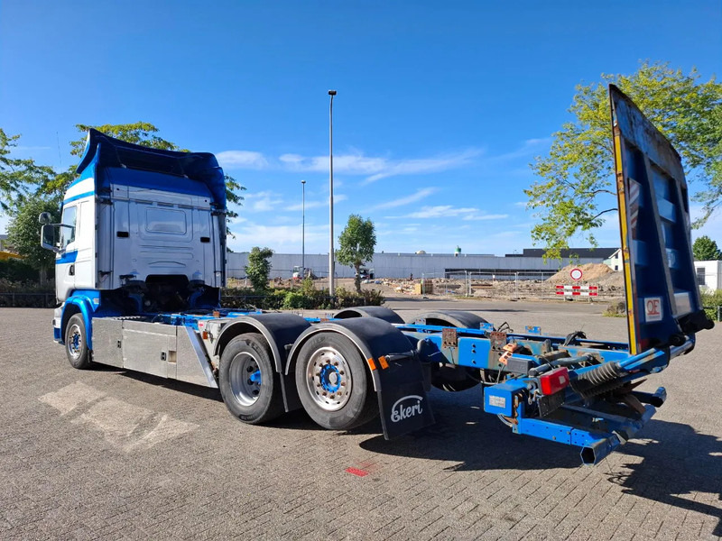 Scania R580 V8 / RETARDER / LIFT+LENKACHSE / FULL-AIR / PLATFORM 2000 KG / LEATHER / AIRCO / AUTOMATIC / EURO-6 / 2015 - Podvozek s kabinou: obrázok 3 Scania R580 V8 / RETARDER / LIFT+LENKACHSE / FULL-AIR / PLATFORM 2000 KG / LEATHER / AIRCO / AUTOMATIC / EURO-6 / 2015 - Podvozek s kabinou: obrázok 3