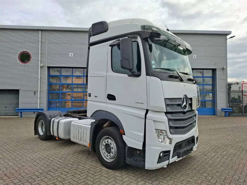 Mercedes-Benz Actros 1945 / DOUBLE TANK / ONLY:508736 KM / 2XBED / FRIDGE / AUTOMATIC / EURO-6 / 2015 - Ťahač: obrázok 2 Mercedes-Benz Actros 1945 / DOUBLE TANK / ONLY:508736 KM / 2XBED / FRIDGE / AUTOMATIC / EURO-6 / 2015 - Ťahač: obrázok 2