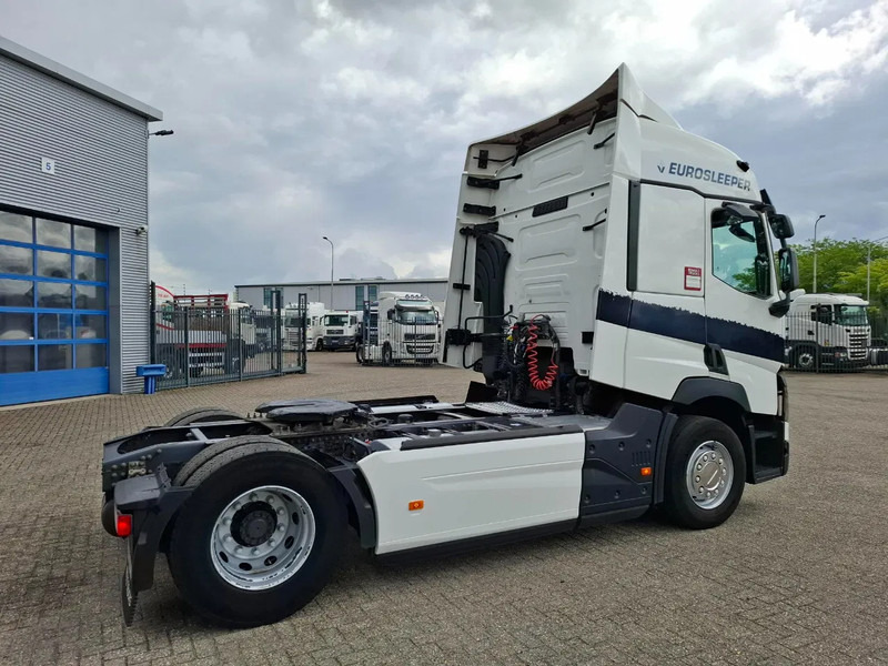 Renault T460 Comfort / CLEAN NL TRUCK / TUV:12-02-2026 / DOUBLE TANK / ACC / LWDS / FRIDGE / 2XBED / AUTOMATIC / EURO-6 / 2019 - Ťahač: obrázok 5 Renault T460 Comfort / CLEAN NL TRUCK / TUV:12-02-2026 / DOUBLE TANK / ACC / LWDS / FRIDGE / 2XBED / AUTOMATIC / EURO-6 / 2019 - Ťahač: obrázok 5