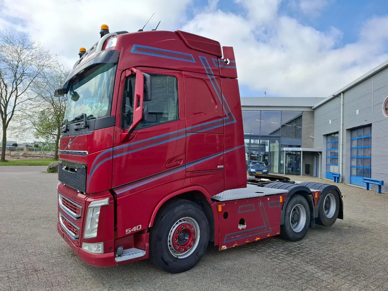 Volvo FH4-540 / 6X4 / BIG AXLE / HYDRAULICS / VEB+ / DYNAMIC STEERING / NAVI / ACC / LWDS / FULL-AIR / LEATHER / AUTOMATIC / EURO-6 / - Ťahač: obrázok 1 Volvo FH4-540 / 6X4 / BIG AXLE / HYDRAULICS / VEB+ / DYNAMIC STEERING / NAVI / ACC / LWDS / FULL-AIR / LEATHER / AUTOMATIC / EURO-6 / - Ťahač: obrázok 1