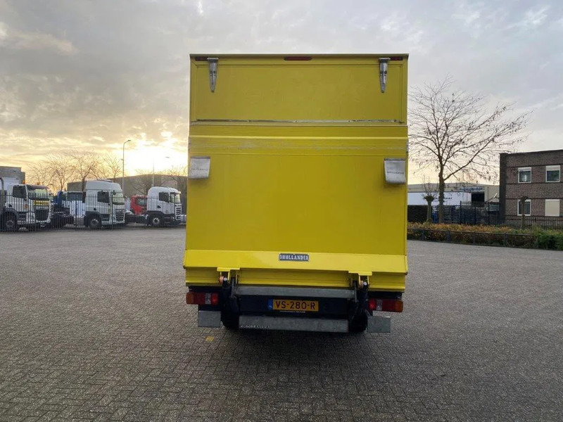 Volkswagen Crafter / NL VAN / PLATFORM / DOUBLE AIR REAR / TEMPOMAAT / AIRCO / ONLY:228596 KM / MANUAL / EURO- / 2015 - Furgon: obrázok 5 Volkswagen Crafter / NL VAN / PLATFORM / DOUBLE AIR REAR / TEMPOMAAT / AIRCO / ONLY:228596 KM / MANUAL / EURO- / 2015 - Furgon: obrázok 5