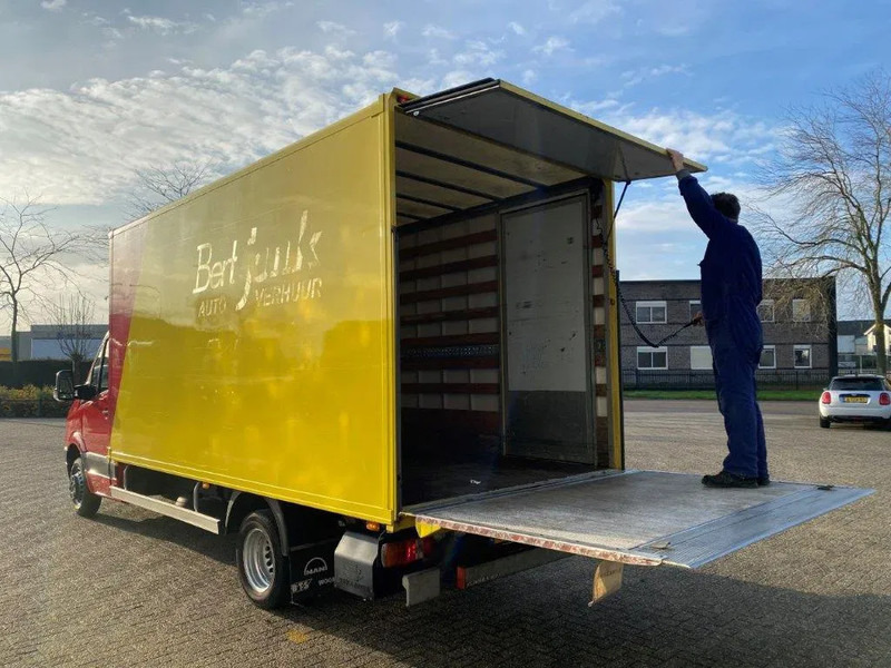 Volkswagen Crafter / NL VAN / PLATFORM / DOUBLE AIR REAR / TEMPOMAAT / AIRCO / ONLY:228596 KM / MANUAL / EURO- / 2015 - Furgon: obrázok 4 Volkswagen Crafter / NL VAN / PLATFORM / DOUBLE AIR REAR / TEMPOMAAT / AIRCO / ONLY:228596 KM / MANUAL / EURO- / 2015 - Furgon: obrázok 4