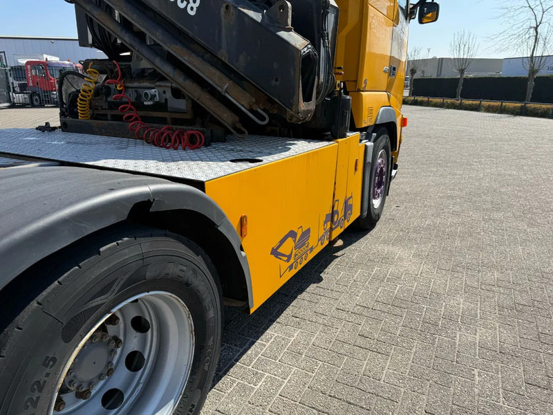 Leasing Volvo FH12-420 / CRANE AMCO VEBA V8204S / REMOTE / XENON / AIRCO / ANALOGE TACHO / MANUAL / EURO-3 / 2003 Volvo FH12-420 / CRANE AMCO VEBA V8204S / REMOTE / XENON / AIRCO / ANALOGE TACHO / MANUAL / EURO-3 / 2003: obrázok 13 Leasing Volvo FH12-420 / CRANE AMCO VEBA V8204S / REMOTE / XENON / AIRCO / ANALOGE TACHO / MANUAL / EURO-3 / 2003 Volvo FH12-420 / CRANE AMCO VEBA V8204S / REMOTE / XENON / AIRCO / ANALOGE TACHO / MANUAL / EURO-3 / 2003: obrázok 13