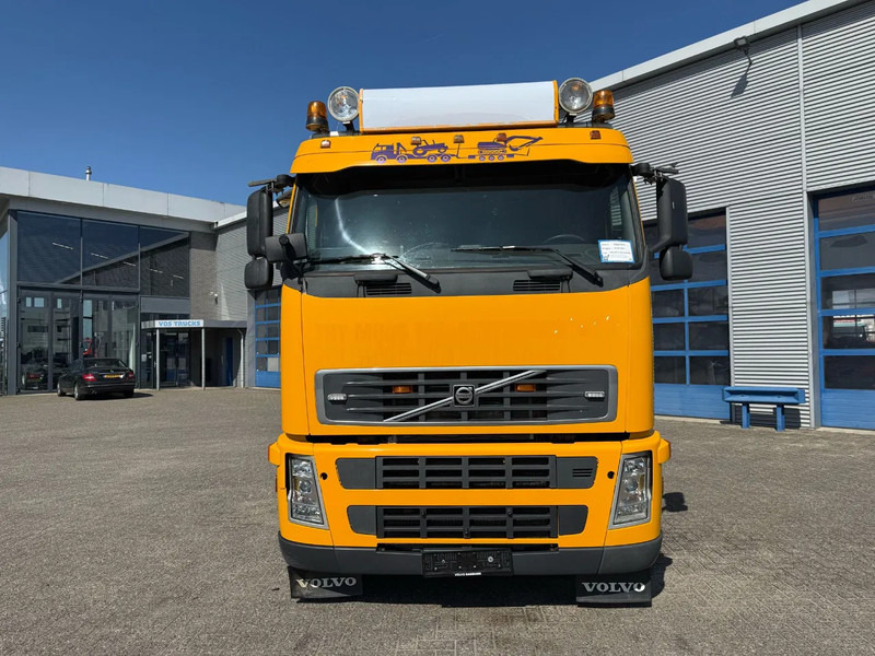 Leasing Volvo FH12-420 / CRANE AMCO VEBA V8204S / REMOTE / XENON / AIRCO / ANALOGE TACHO / MANUAL / EURO-3 / 2003 Volvo FH12-420 / CRANE AMCO VEBA V8204S / REMOTE / XENON / AIRCO / ANALOGE TACHO / MANUAL / EURO-3 / 2003: obrázok 10 Leasing Volvo FH12-420 / CRANE AMCO VEBA V8204S / REMOTE / XENON / AIRCO / ANALOGE TACHO / MANUAL / EURO-3 / 2003 Volvo FH12-420 / CRANE AMCO VEBA V8204S / REMOTE / XENON / AIRCO / ANALOGE TACHO / MANUAL / EURO-3 / 2003: obrázok 10