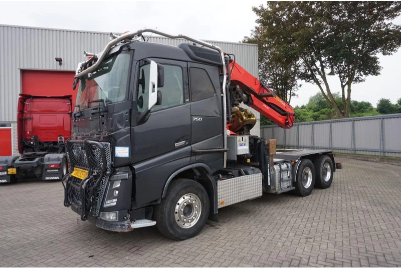Volvo FH16-750 / ENGINE RUNNING / 6x4 / RETARDER / BIG AXLE / VEB+ / PALFINGER FD250 / EURO-6 / 2016 - Nákladné vozidlo na prepravu dreva, Auto s hydraulickou rukou: obrázok 2 Volvo FH16-750 / ENGINE RUNNING / 6x4 / RETARDER / BIG AXLE / VEB+ / PALFINGER FD250 / EURO-6 / 2016 - Nákladné vozidlo na prepravu dreva, Auto s hydraulickou rukou: obrázok 2
