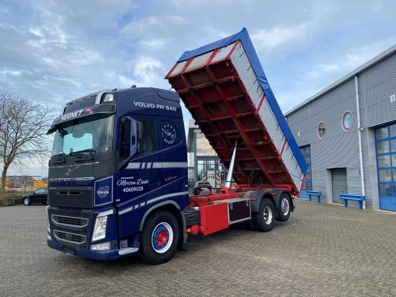 Volvo FH4-540 / VEB+ / ACC / LWDS / 3SIDE TIPPER / DYNAMIC STEERING / LEATHER / FULL-AIR / AUTOMATIC / EURO-6 / 2017 - Sklápač: obrázok 1 Volvo FH4-540 / VEB+ / ACC / LWDS / 3SIDE TIPPER / DYNAMIC STEERING / LEATHER / FULL-AIR / AUTOMATIC / EURO-6 / 2017 - Sklápač: obrázok 1