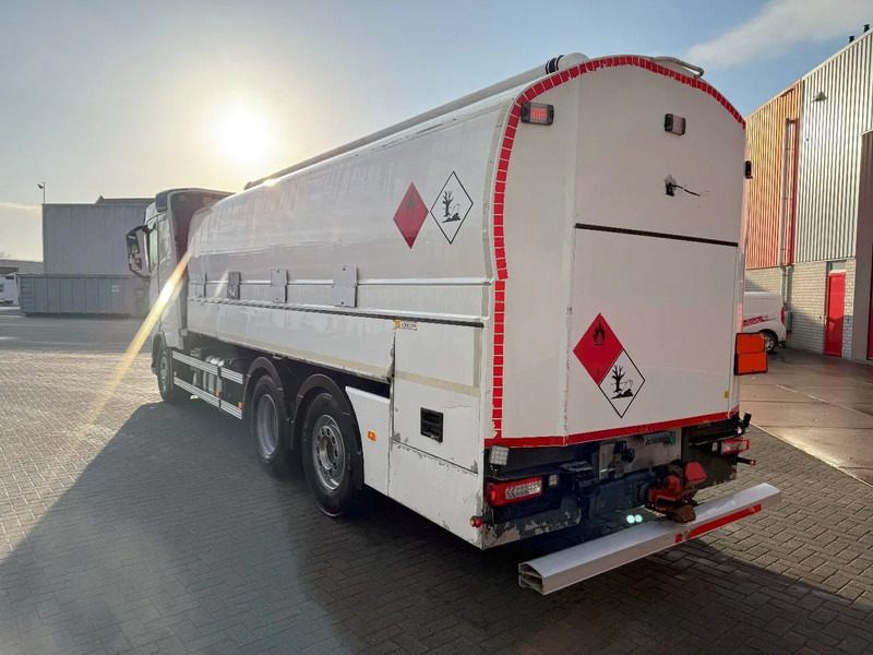 Volvo FH5-500 6X2 / ENGINE RUNNING / LIFT+LENKACHSE / FULL AIR / ADR / EUROTANK / 9-TON FRONT AXLE / EURO-6 / 2022 - Cisternové vozidlo: obrázok 3 Volvo FH5-500 6X2 / ENGINE RUNNING / LIFT+LENKACHSE / FULL AIR / ADR / EUROTANK / 9-TON FRONT AXLE / EURO-6 / 2022 - Cisternové vozidlo: obrázok 3
