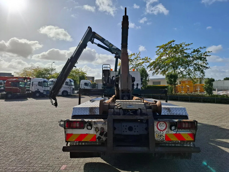 Volvo FM13-400 / 8X4 / AJK HOOK 25TON / CRANE HMF 1560 K3 / ROTATOR / LIFT+LENKACHSE / AIRCO / MANUAL / EURO-4 / 2007 - Auto s hydraulickou rukou: obrázok 4 Volvo FM13-400 / 8X4 / AJK HOOK 25TON / CRANE HMF 1560 K3 / ROTATOR / LIFT+LENKACHSE / AIRCO / MANUAL / EURO-4 / 2007 - Auto s hydraulickou rukou: obrázok 4