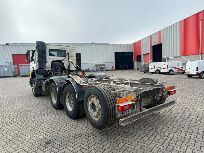 Volvo FMX 450 / ENGINE RUNNING / 8X4 / VEB / ONLY:260642 KM / PTO / LIFT+LENKACHSE / ALCOA / AUTOMATIC / EURO-6 / 2014 - Podvozek s kabinou: obrázok 3 Volvo FMX 450 / ENGINE RUNNING / 8X4 / VEB / ONLY:260642 KM / PTO / LIFT+LENKACHSE / ALCOA / AUTOMATIC / EURO-6 / 2014 - Podvozek s kabinou: obrázok 3
