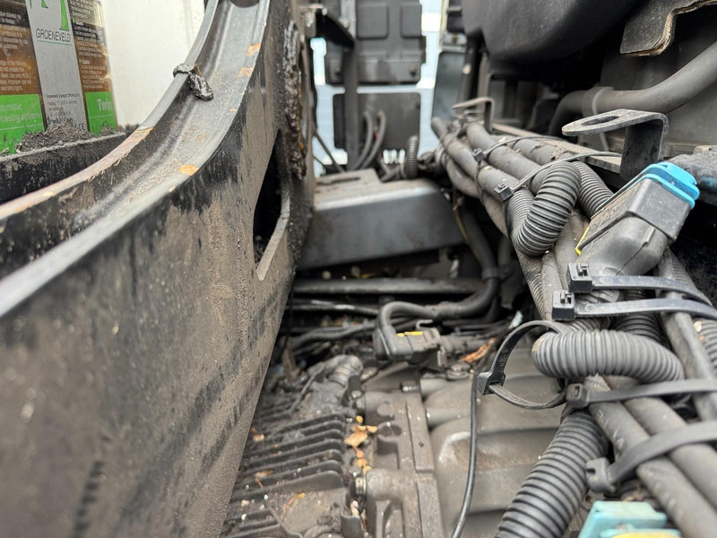 DAF CF410 FAQ HMF 2620, Unfall - Damaged. - Auto s hydraulickou rukou: obrázok 4 DAF CF410 FAQ HMF 2620, Unfall - Damaged. - Auto s hydraulickou rukou: obrázok 4