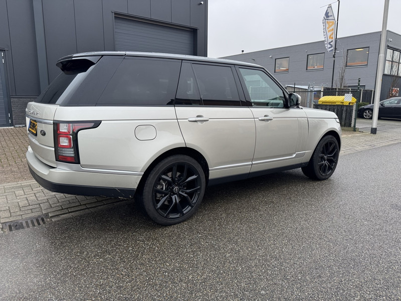 Land Rover Range Rover 4.4 SDV8, Autobio,Std-Heiz,Massage,Soft-Close, Full - Automobil: obrázok 3 Land Rover Range Rover 4.4 SDV8, Autobio,Std-Heiz,Massage,Soft-Close, Full - Automobil: obrázok 3