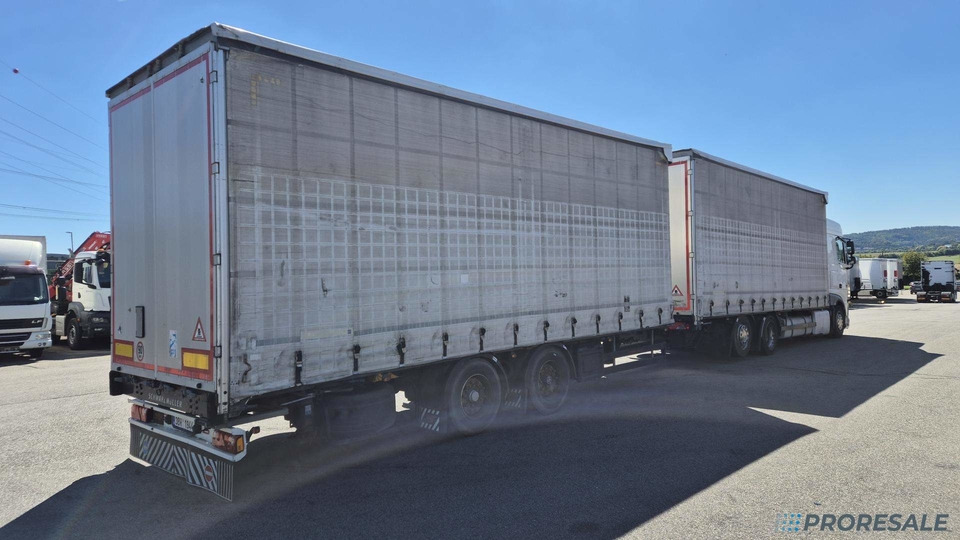 DAF XF 410 FAR SC EURO 6 - velkoobjemová souprava - prodejné jen s přívěsem SCHWARZMÜLLER TPA 2/E - cena je za celou soupravu - Plachtové nákladné vozidlo: obrázok 3 DAF XF 410 FAR SC EURO 6 - velkoobjemová souprava - prodejné jen s přívěsem SCHWARZMÜLLER TPA 2/E - cena je za celou soupravu - Plachtové nákladné vozidlo: obrázok 3