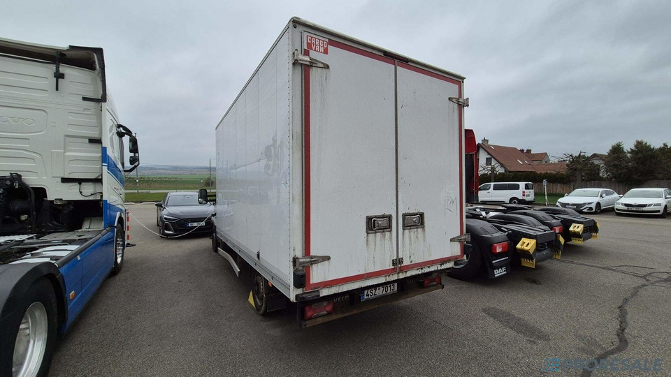 IVECO DAILY 35S16 skříň - 8 palet - Dodávka skriňová nadstavba: obrázok 3 IVECO DAILY 35S16 skříň - 8 palet - Dodávka skriňová nadstavba: obrázok 3