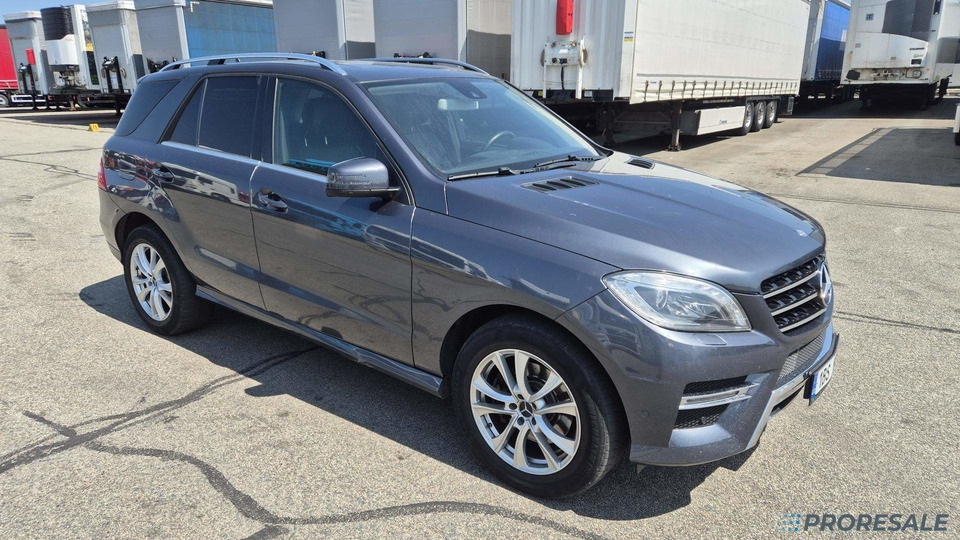 MERCEDES-BENZ ML 350 BLUETEC 4MATIC - Automobil: obrázok 1 MERCEDES-BENZ ML 350 BLUETEC 4MATIC - Automobil: obrázok 1