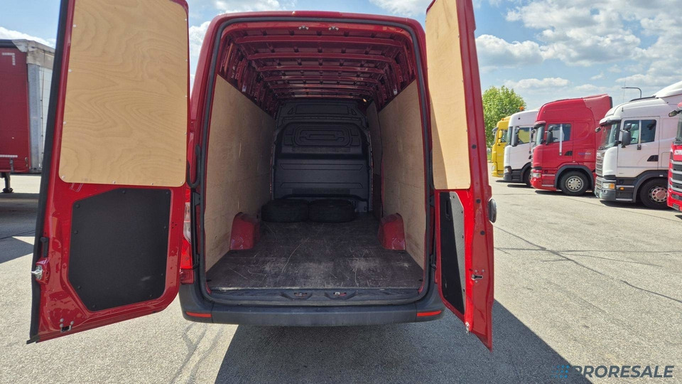 MERCEDES-BENZ SPRINTER 319 3,0 CDi 140 kW - Furgon: obrázok 5 MERCEDES-BENZ SPRINTER 319 3,0 CDi 140 kW - Furgon: obrázok 5