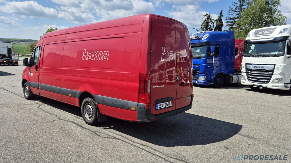 MERCEDES-BENZ SPRINTER 319 3,0 CDi 140 kW - Furgon: obrázok 4 MERCEDES-BENZ SPRINTER 319 3,0 CDi 140 kW - Furgon: obrázok 4