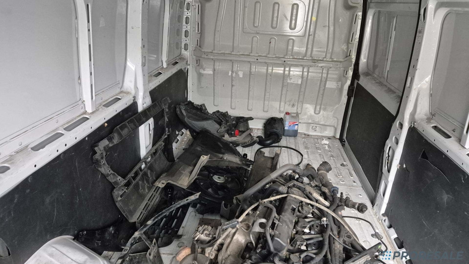 OPEL MOVANO 2,2 CDTi 121 kW - nepojízdný - demontovaný motor s převodovkou - Chladiarenská dodávka: obrázok 5 OPEL MOVANO 2,2 CDTi 121 kW - nepojízdný - demontovaný motor s převodovkou - Chladiarenská dodávka: obrázok 5