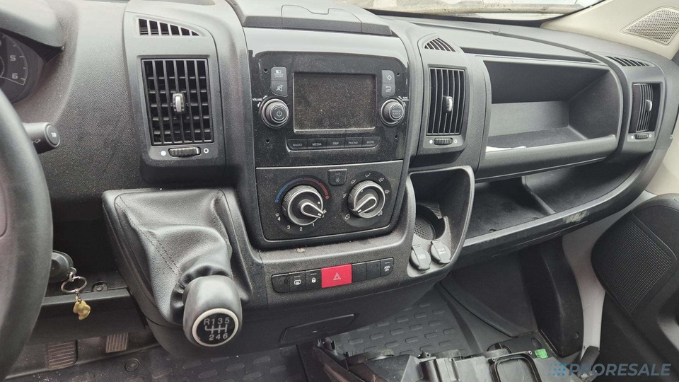 OPEL MOVANO 2,2 CDTi 121 kW - nepojízdný - demontovaný motor s převodovkou - Chladiarenská dodávka: obrázok 3 OPEL MOVANO 2,2 CDTi 121 kW - nepojízdný - demontovaný motor s převodovkou - Chladiarenská dodávka: obrázok 3