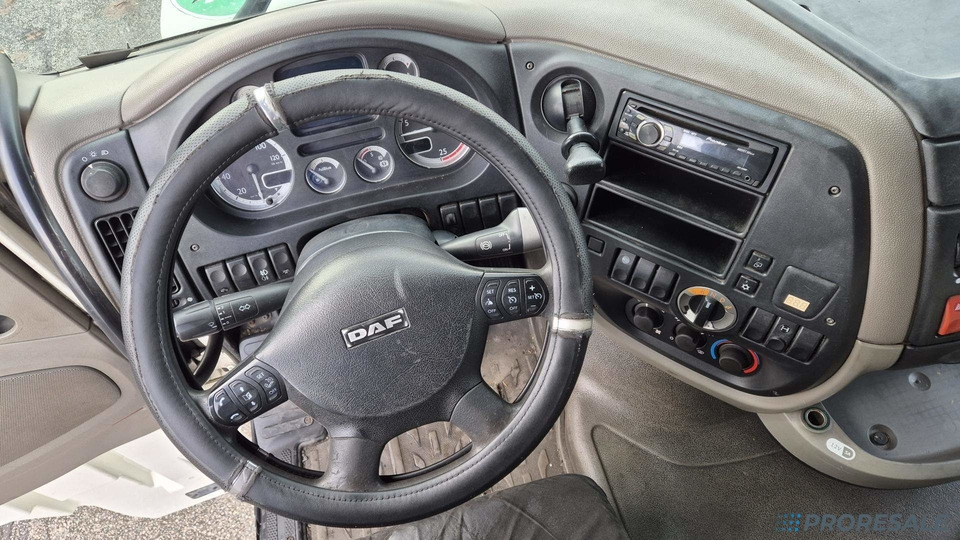 DAF FT XF 105.460 SC EURO 5 EEV - Ťahač: obrázok 4 DAF FT XF 105.460 SC EURO 5 EEV - Ťahač: obrázok 4