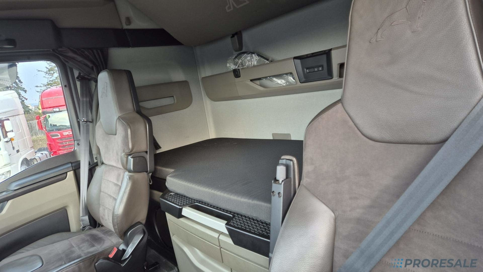 MAN TGX 18.510 XLX EURO 6 - Ťahač: obrázok 5 MAN TGX 18.510 XLX EURO 6 - Ťahač: obrázok 5