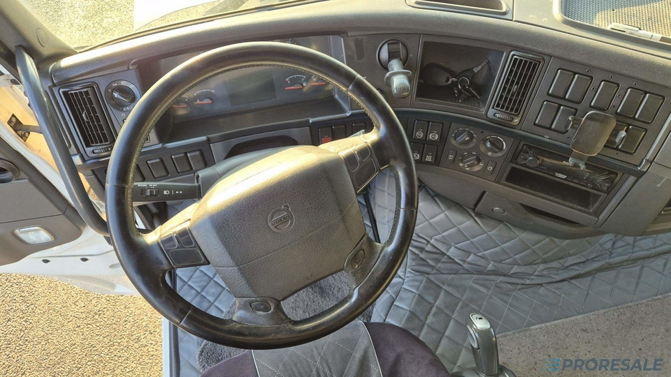 VOLVO FH 13.420 XL 42T EURO 5 - Ťahač: obrázok 4 VOLVO FH 13.420 XL 42T EURO 5 - Ťahač: obrázok 4