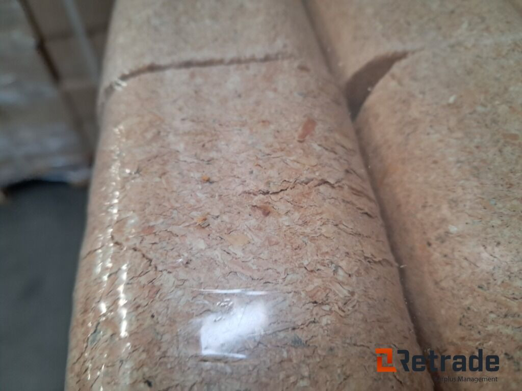 15 paller RUF træbriketter - Nástroj/ Vybavenie: obrázok 5 15 paller RUF træbriketter - Nástroj/ Vybavenie: obrázok 5