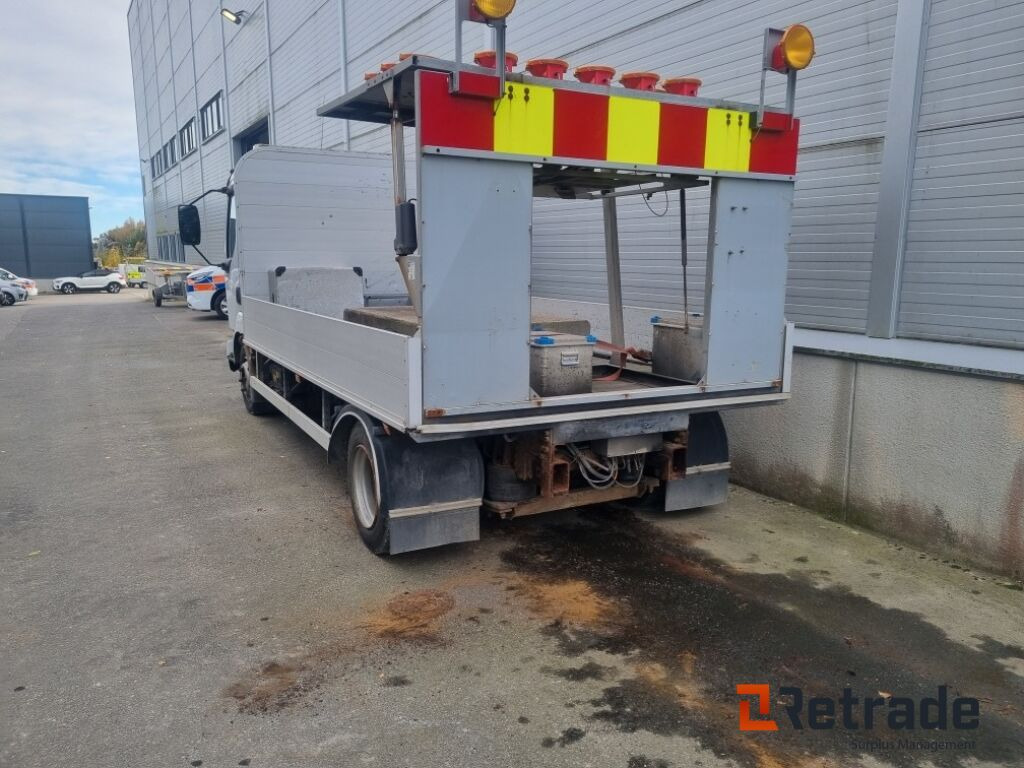 2003 lastebil RENAULT 180.08 (Rep objekt) - Valníkový/ Plošinový nákladný automobil: obrázok 2 2003 lastebil RENAULT 180.08 (Rep objekt) - Valníkový/ Plošinový nákladný automobil: obrázok 2