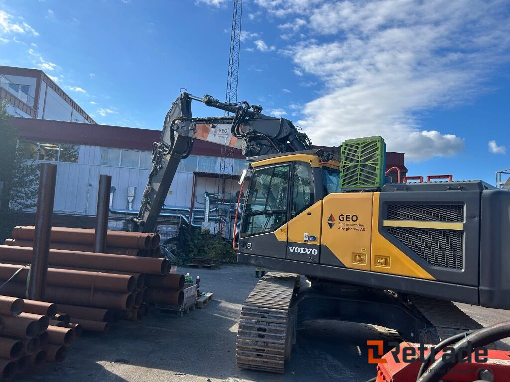 2018 Beltegraver 31750 kg Volvo EC 300 E nl + Bor rig-Spunt agregat-Rotortilt og skuffer - Pásové rýpadlo: obrázok 4 2018 Beltegraver 31750 kg Volvo EC 300 E nl + Bor rig-Spunt agregat-Rotortilt og skuffer - Pásové rýpadlo: obrázok 4