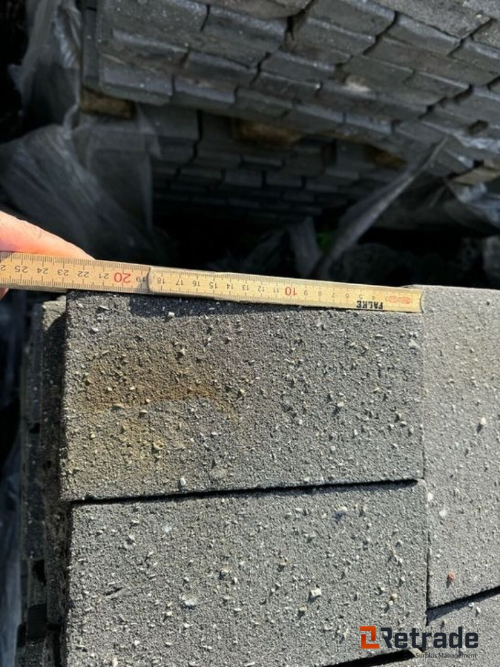Stavebné zariadenia 30 paller med optaget beton klinker. Mørk grå / 23x11x5cm.: obrázok 6 Stavebné zariadenia 30 paller med optaget beton klinker. Mørk grå / 23x11x5cm.: obrázok 6