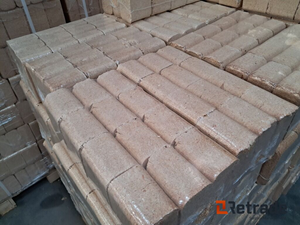 33 paller RUF træbriketter - Nástroj/ Vybavenie: obrázok 3 33 paller RUF træbriketter - Nástroj/ Vybavenie: obrázok 3