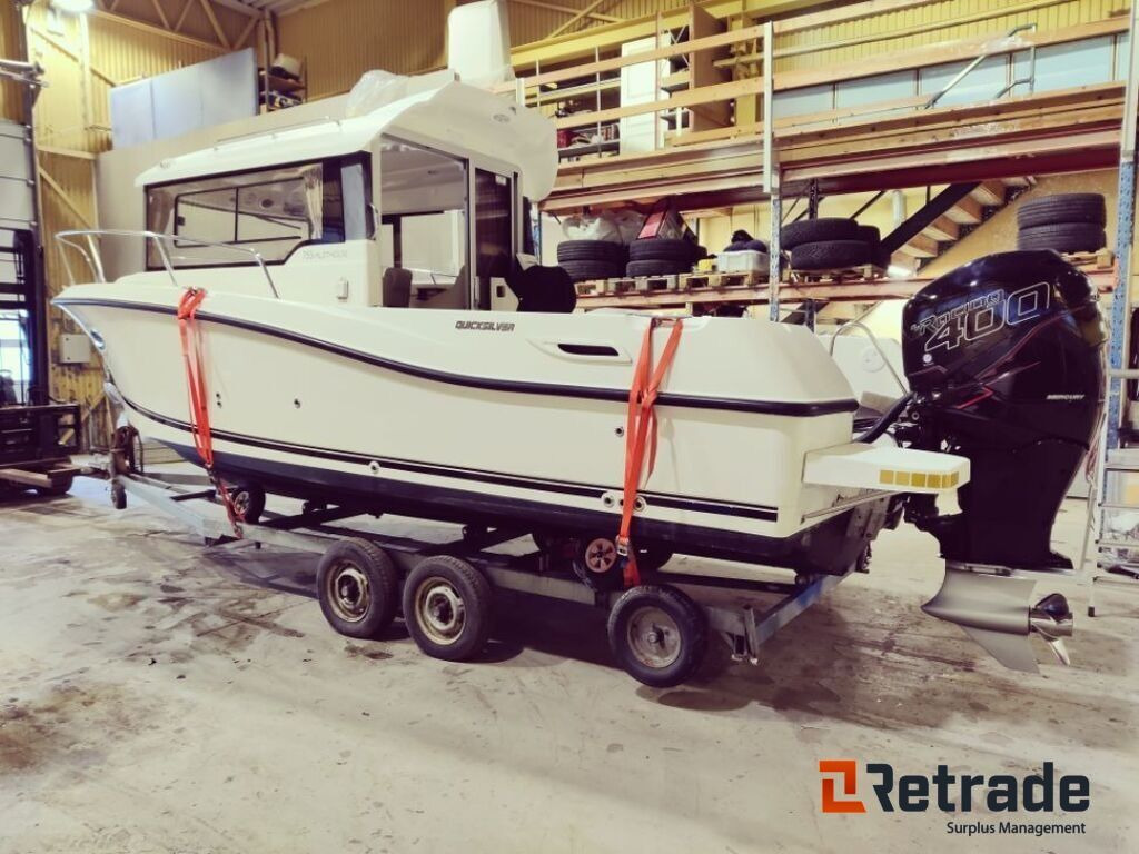 QUICKSILVER 755 PILOTHOUSE 2014 MOD MED MERCURY 400R 2018 MOD 200 timer.! - Iné stroje: obrázok 3 QUICKSILVER 755 PILOTHOUSE 2014 MOD MED MERCURY 400R 2018 MOD 200 timer.! - Iné stroje: obrázok 3