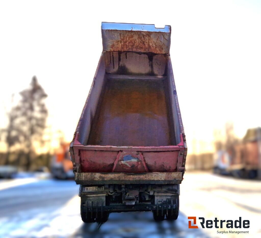 Robust og klar tippbil – Volvo FH16 650 8x4 med tipp og hengeropplegg - Iné stroje: obrázok 5 Robust og klar tippbil – Volvo FH16 650 8x4 med tipp og hengeropplegg - Iné stroje: obrázok 5