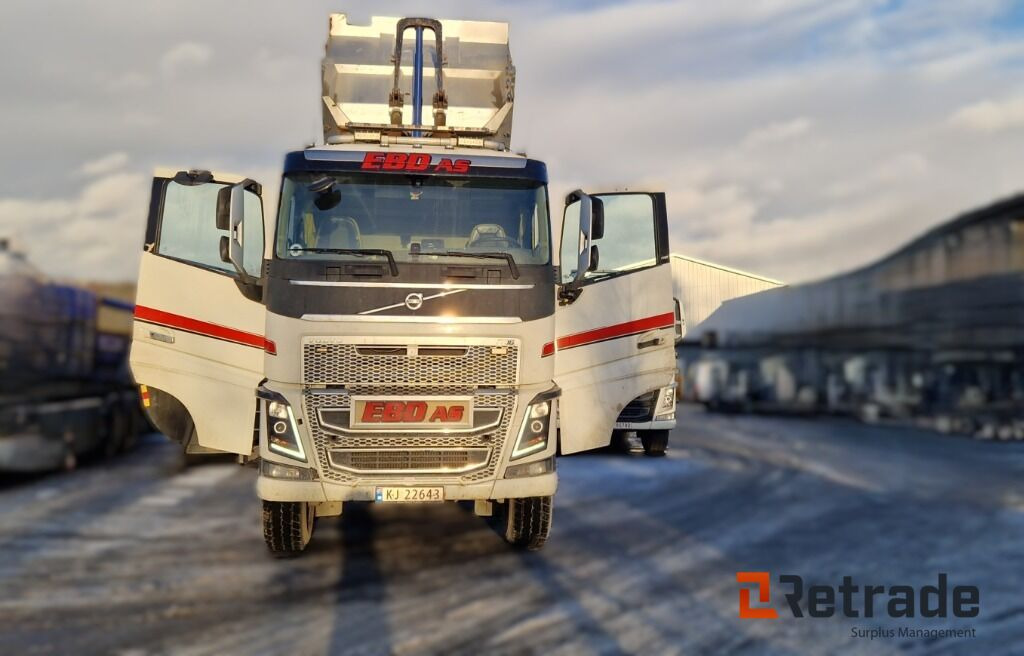 Robust og klar tippbil – Volvo FH16 650 8x4 med tipp og hengeropplegg - Iné stroje: obrázok 2 Robust og klar tippbil – Volvo FH16 650 8x4 med tipp og hengeropplegg - Iné stroje: obrázok 2