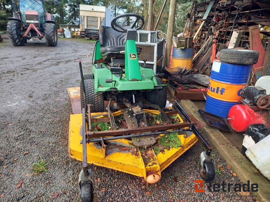 John Deere F725 klipper - Záhradná kosačka: obrázok 2 John Deere F725 klipper - Záhradná kosačka: obrázok 2