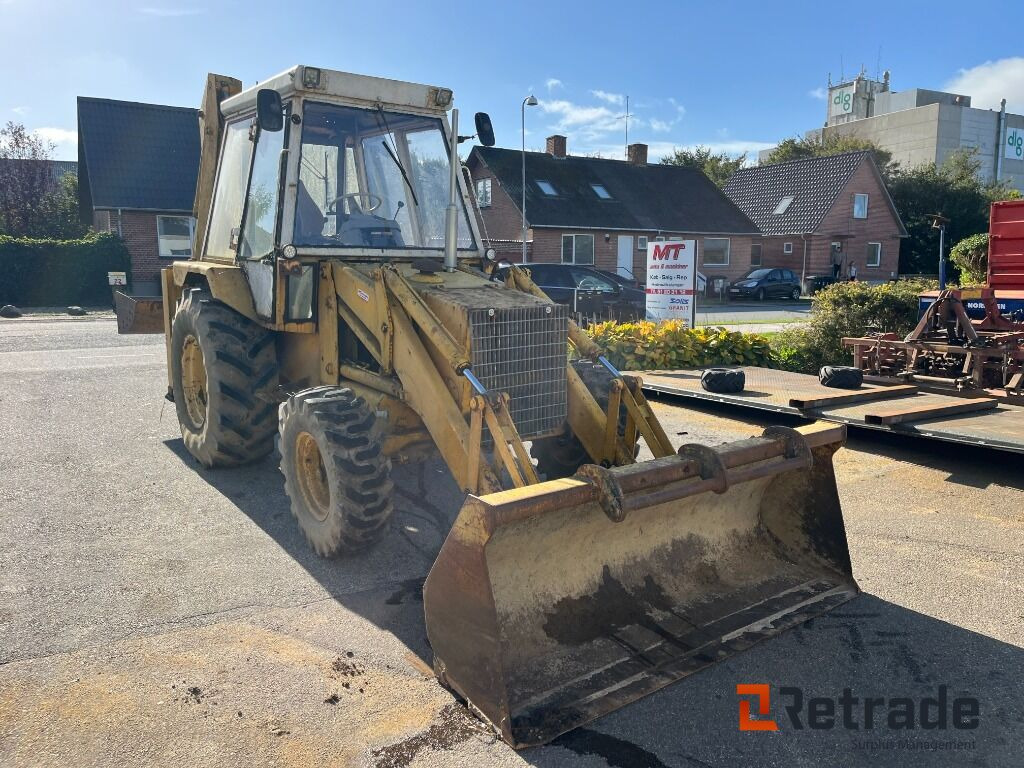 Rendegraver JCB 3 CX 2WD Rendegraver - Rýpadlo-nakladač: obrázok 3 Rendegraver JCB 3 CX 2WD Rendegraver - Rýpadlo-nakladač: obrázok 3