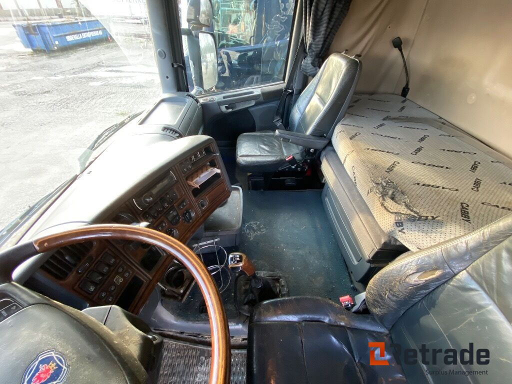 Skåpbil Scania R500LB6X2*4MNB Renoveringsobjekt - Skříňový nákladní auto: obrázok 5 Skåpbil Scania R500LB6X2*4MNB Renoveringsobjekt - Skříňový nákladní auto: obrázok 5