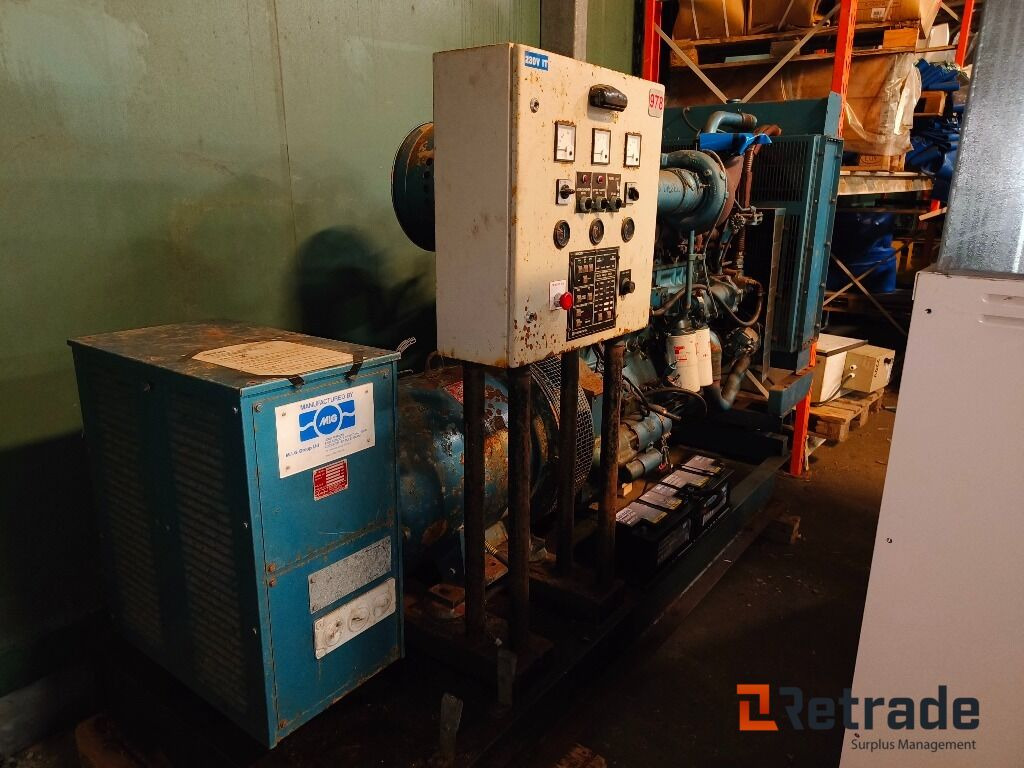 230V Generator 230kVA Cummins NT855-G4, 425Hk - Stavebné stroje: obrázok 4 230V Generator 230kVA Cummins NT855-G4, 425Hk - Stavebné stroje: obrázok 4