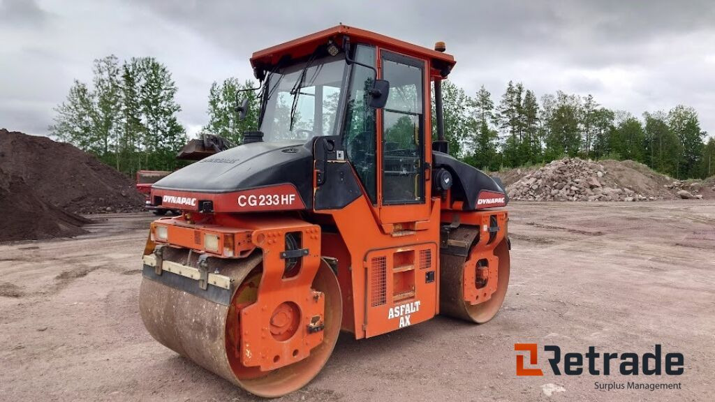 Asfaltsvält DYNAPAC CG233HF - Stavebné stroje: obrázok 1 Asfaltsvält DYNAPAC CG233HF - Stavebné stroje: obrázok 1