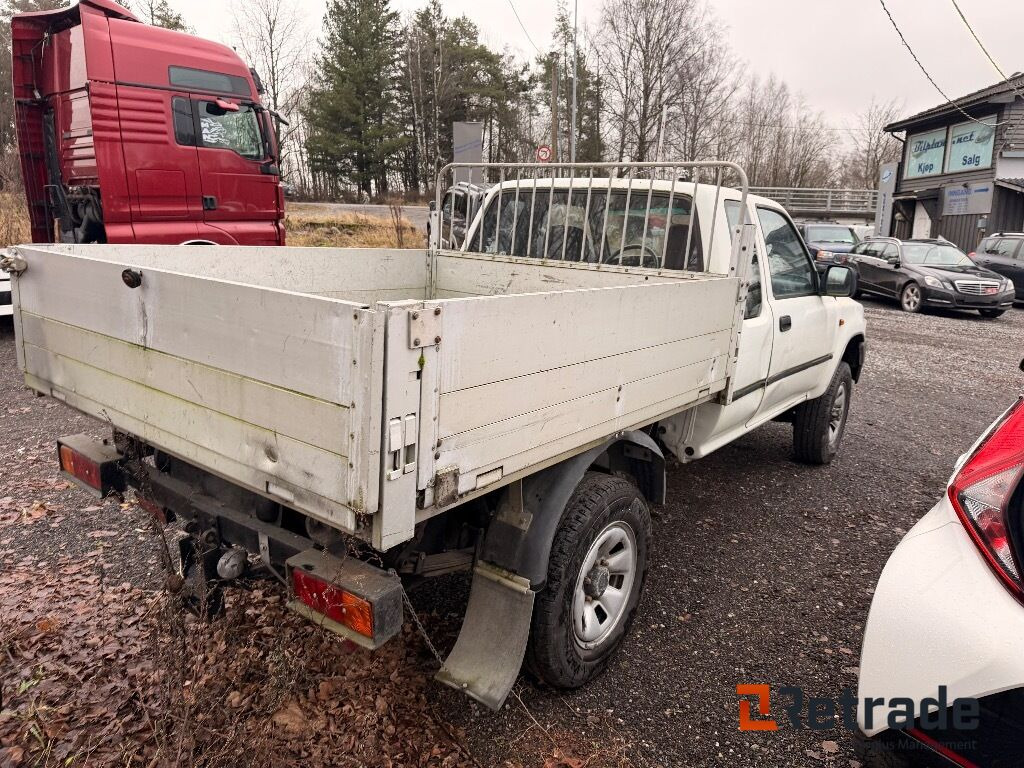 TOYOTA HILUX SR5 med tipp og plan 4X4 - Automobil: obrázok 4 TOYOTA HILUX SR5 med tipp og plan 4X4 - Automobil: obrázok 4