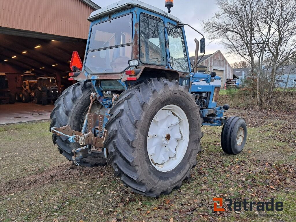 Traktor Ford Tw 15 2 hjulstrukken - Traktor: obrázok 3 Traktor Ford Tw 15 2 hjulstrukken - Traktor: obrázok 3