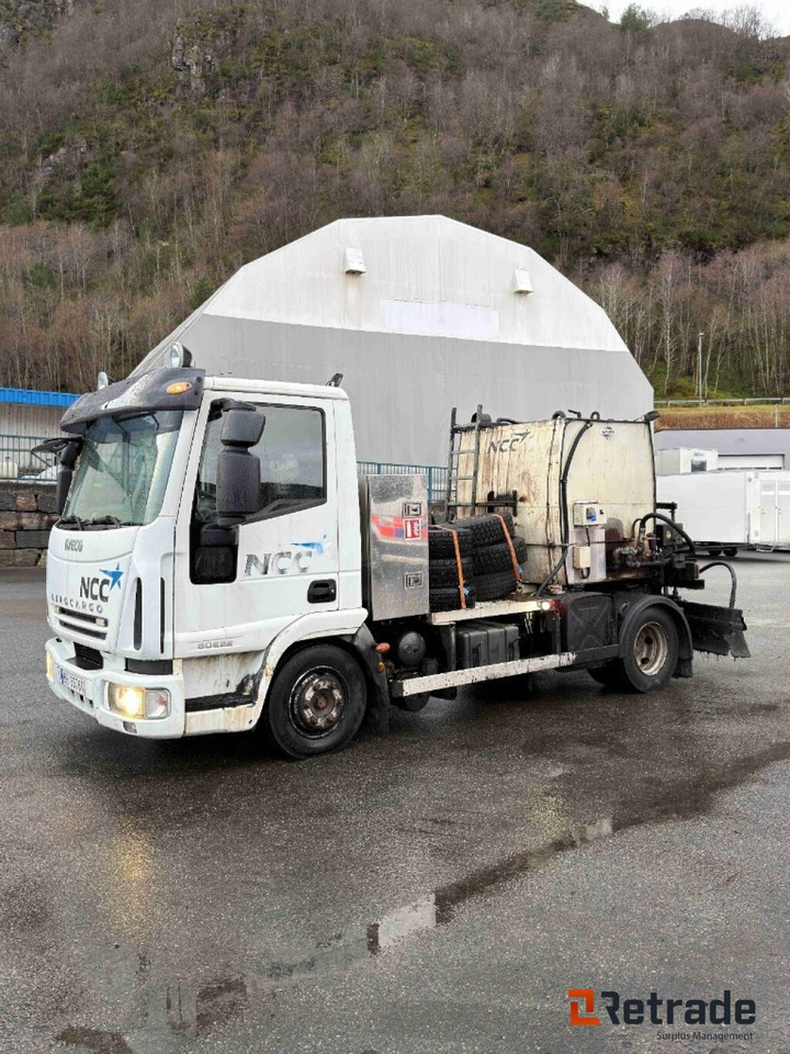 Varebil IVECO ML80E22/P 2008 mod med Weiro limutstyr - Automobil: obrázok 2 Varebil IVECO ML80E22/P 2008 mod med Weiro limutstyr - Automobil: obrázok 2