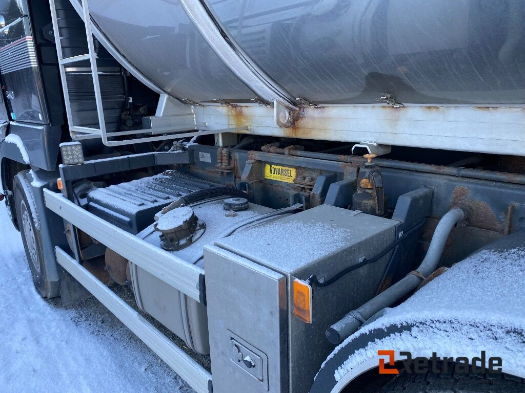 Volvo FH16,2012. Eu godkjent 6x2 asfaltbil - Rozstrekovač živice: obrázok 3 Volvo FH16,2012. Eu godkjent 6x2 asfaltbil - Rozstrekovač živice: obrázok 3