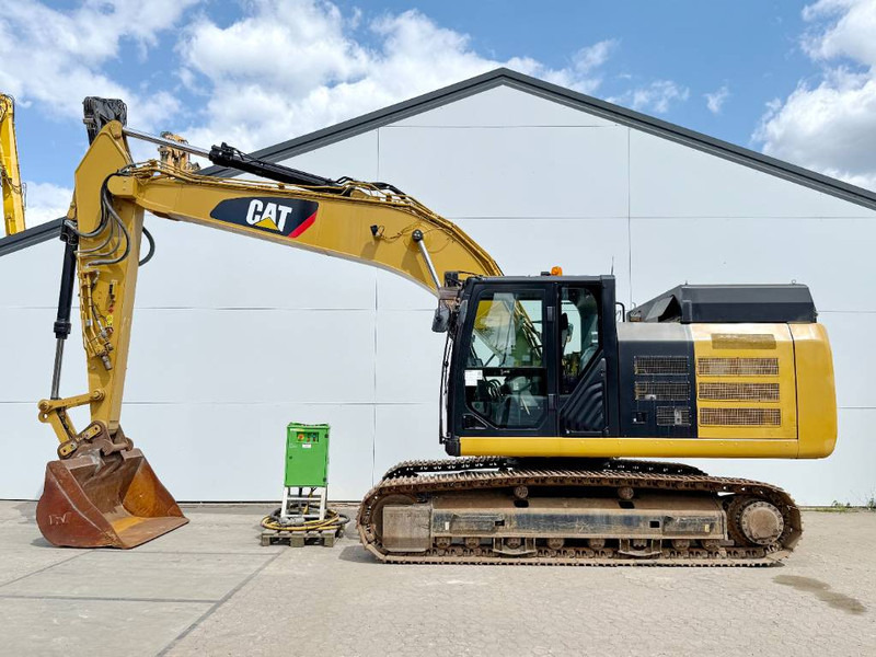 Cat 323FL Z-Line Full Electric - 300kWh Capacity - Pásové rýpadlo: obrázok 1 Cat 323FL Z-Line Full Electric - 300kWh Capacity - Pásové rýpadlo: obrázok 1