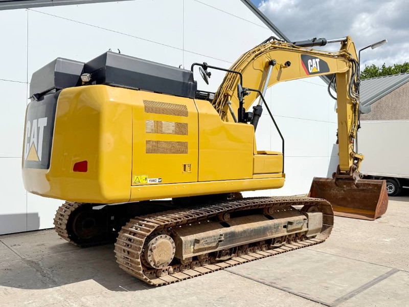 Cat 323FL Z-Line Full Electric - 300kWh Capacity - Pásové rýpadlo: obrázok 5 Cat 323FL Z-Line Full Electric - 300kWh Capacity - Pásové rýpadlo: obrázok 5