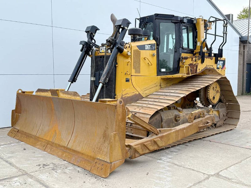 Cat D6T LGP - 360° Camera / Ripper Valve / Airco - Buldozér: obrázok 1 Cat D6T LGP - 360° Camera / Ripper Valve / Airco - Buldozér: obrázok 1