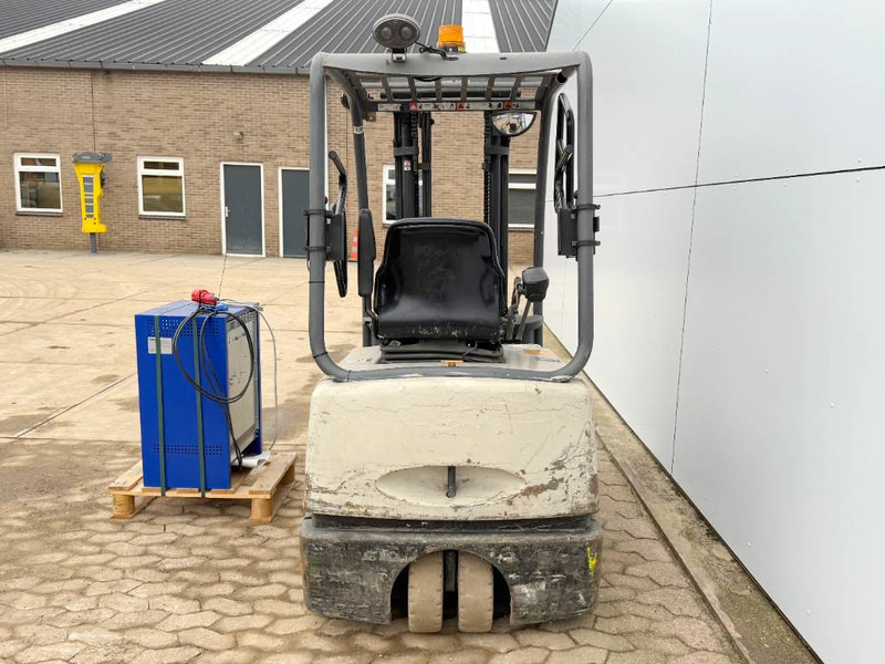 Crown SC4240-1.6 - Duplex / Side Shift / Dutch Machine - Elektrický vysokozdvižný vozík: obrázok 4 Crown SC4240-1.6 - Duplex / Side Shift / Dutch Machine - Elektrický vysokozdvižný vozík: obrázok 4