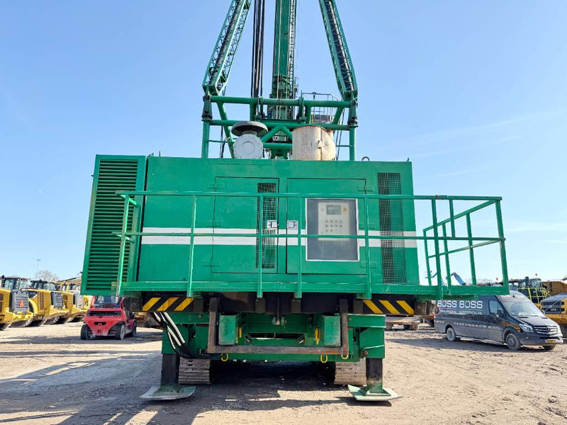 Hitachi KH150GLS-2 - 30.3m Drill / Powerpack / Hydr Tracks - Baranidlo: obrázok 5 Hitachi KH150GLS-2 - 30.3m Drill / Powerpack / Hydr Tracks - Baranidlo: obrázok 5