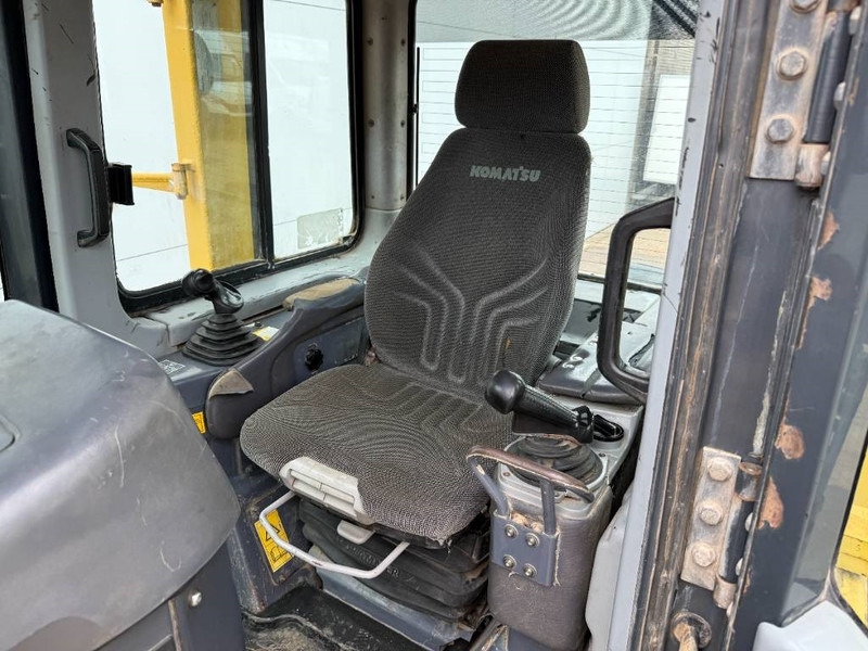 Buldozér Komatsu D61PX15 - 6 Way + Folding Blade / CE + EPA / AC: obrázok 8