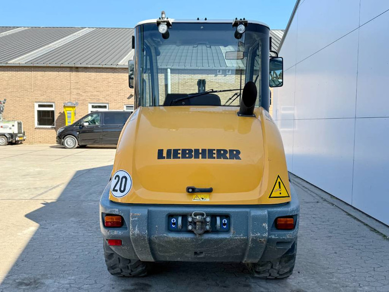 Liebherr L506C - German Machine / Quick Coupler - Kolesový nakladač: obrázok 4 Liebherr L506C - German Machine / Quick Coupler - Kolesový nakladač: obrázok 4